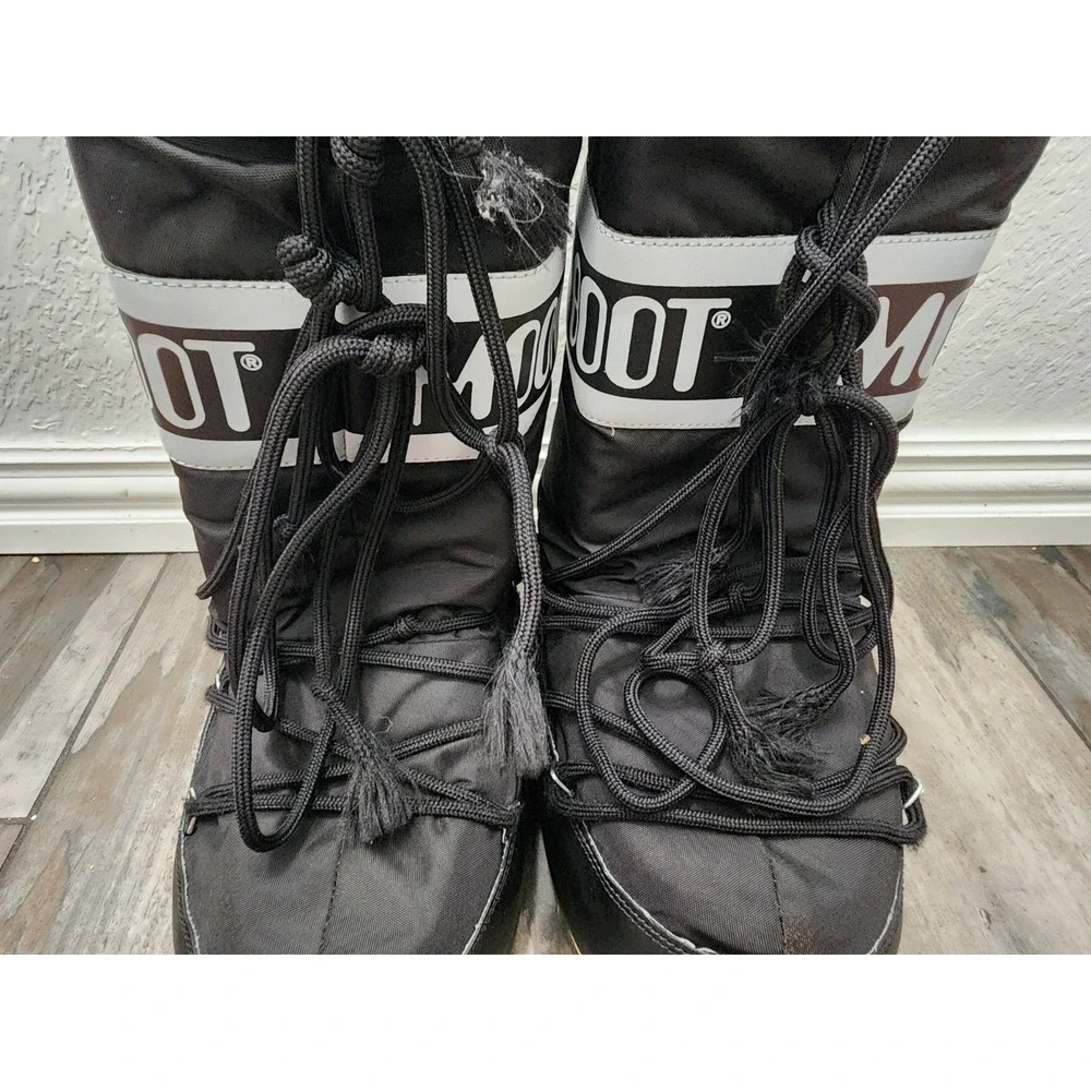 Moon Boot Icon Toddler/Kids Black Snow Boots Size 10C Waterproof Winter